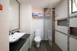Hillview Heights (D23), Condominium #556709111
